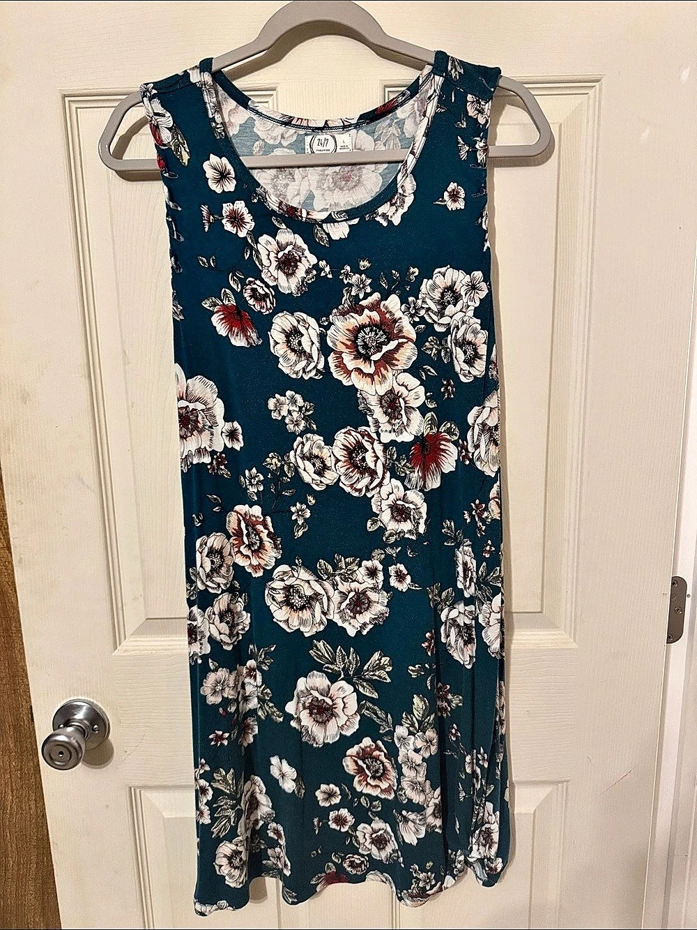 24/7 by maurices Floral Midi Dress in Blue & White Size Large